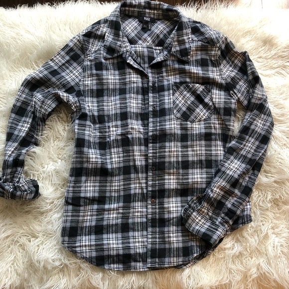 PAIGE Tops - PAIGE Flannel Button Down